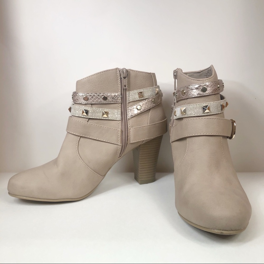 Jennifer Lopez’s Erykah Beige Bling Booties